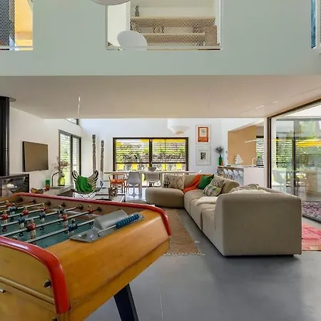 Maison Hana, Piscine Et Climatise, Ecully-lyon Apartmán Écully