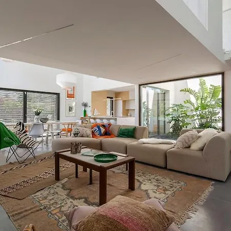 Maison Hana, Piscine Et Climatise, Ecully-lyon Apartmán