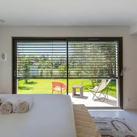Maison Hana, Piscine Et Climatise, Ecully-lyon * Écully