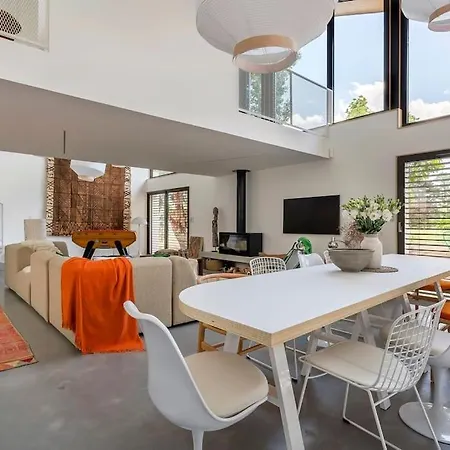 Maison Hana, Piscine Et Climatise, Ecully-lyon * Écully