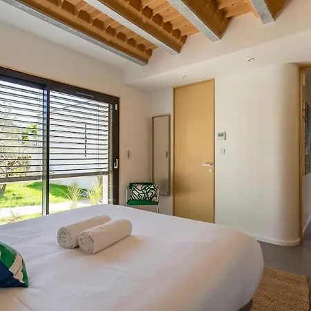 Maison Hana, Piscine Et Climatise, Ecully-lyon
