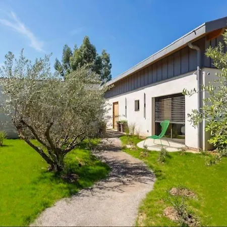 Maison Hana, Piscine Et Climatise, Ecully-lyon Apartmán *