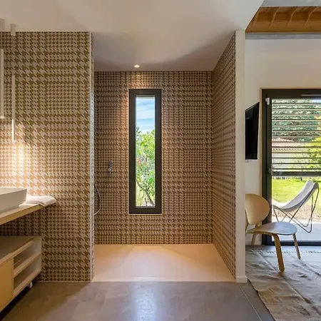 Maison Hana, Piscine Et Climatise, Ecully-lyon Apartmán Écully