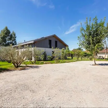 Maison Hana, Piscine Et Climatise, Ecully-lyon Apartmán