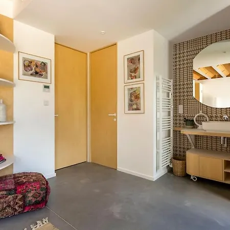 Maison Hana, Piscine Et Climatise, Ecully-lyon * Écully