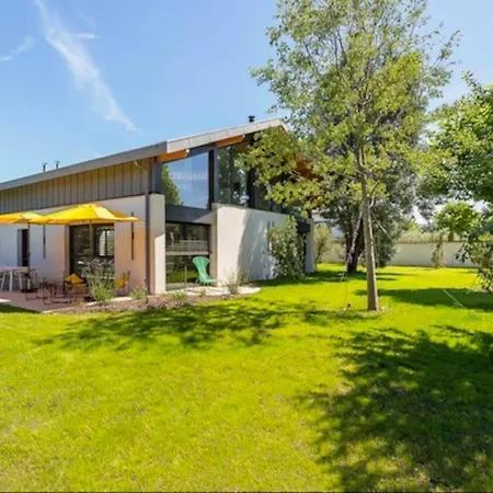 Maison Hana, Piscine Et Climatise, Ecully-lyon Apartmán